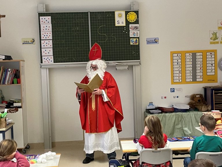 Nikolaus2425-2